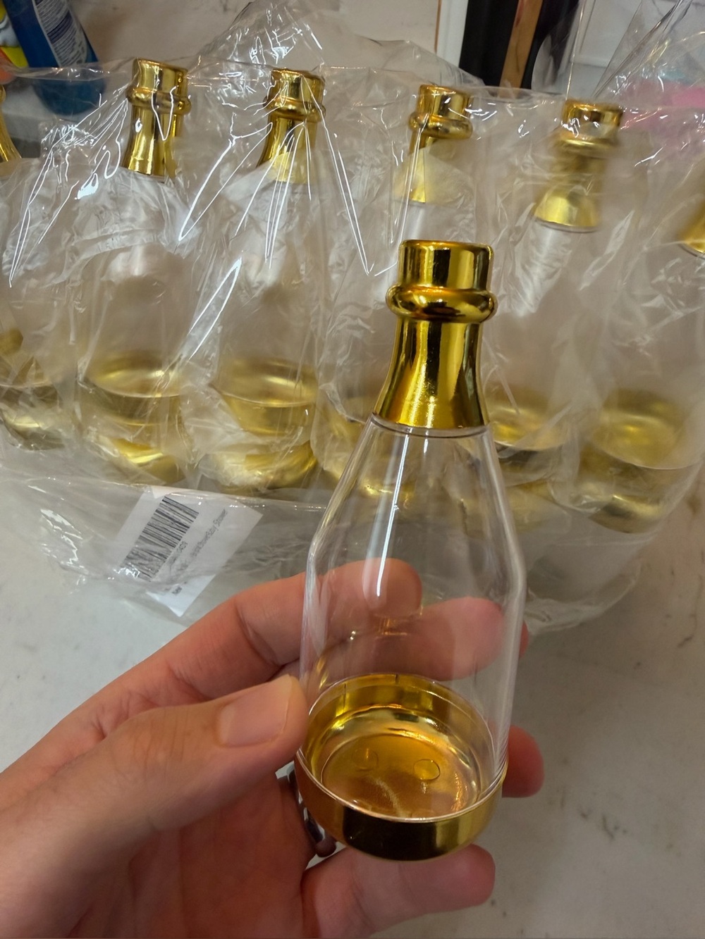 24 Mini Champagne Bottle Favor Containers – Clear & Gold - Great for Weddings